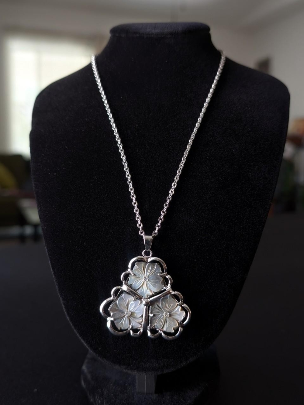 Silver Floral Pendant Necklace with Mother of Pearl Flowers